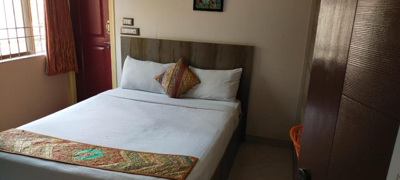 Sk Residency Bed & Breakfast บังกาลอร์ ภายนอก รูปภาพ