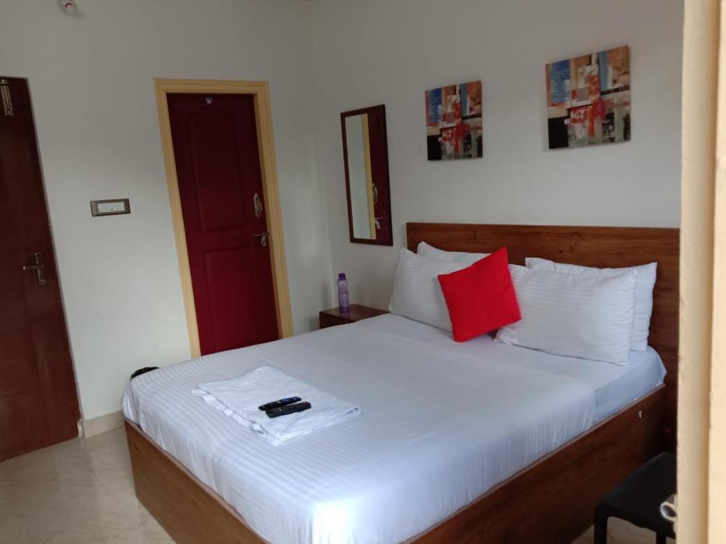 Sk Residency Bed & Breakfast บังกาลอร์ ภายนอก รูปภาพ